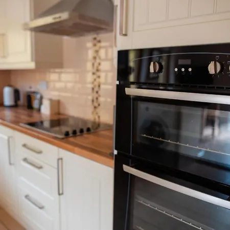 דירה An Garaiste