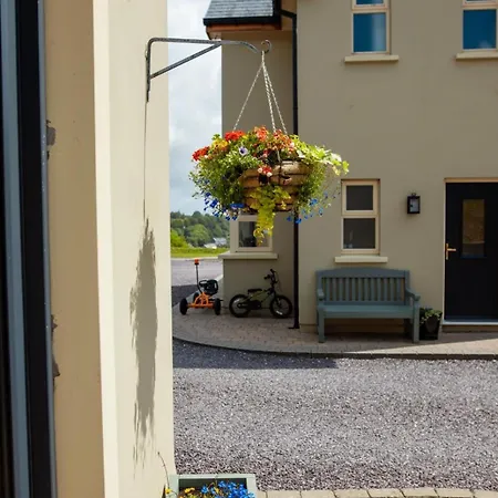 An Garaiste Апартаменты